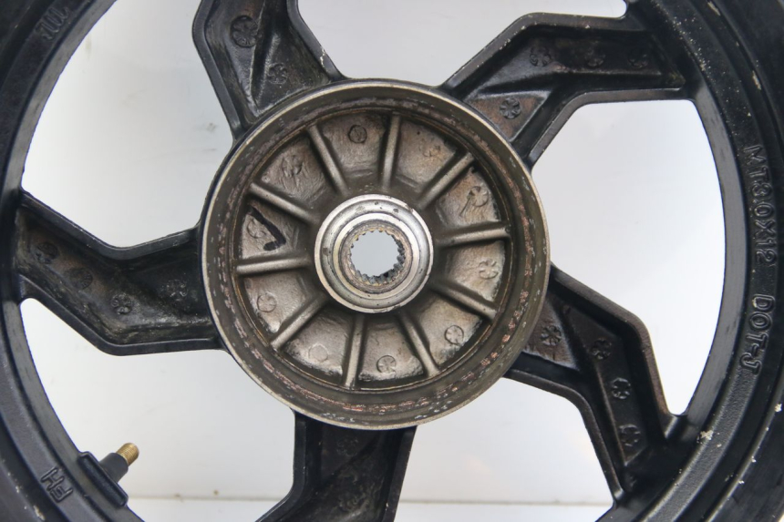 photo de JANTE ARRIERE SYM ORBIT III 3 4T 50 (2021 - 2025) - État de surface