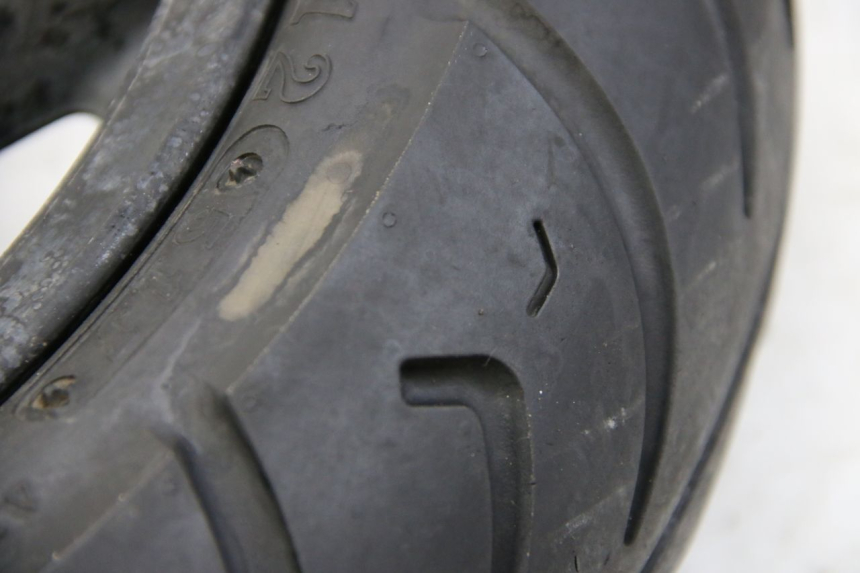 photo de JANTE ARRIERE SYM ORBIT III 3 4T 50 (2021 - 2025) - Gros plan technique