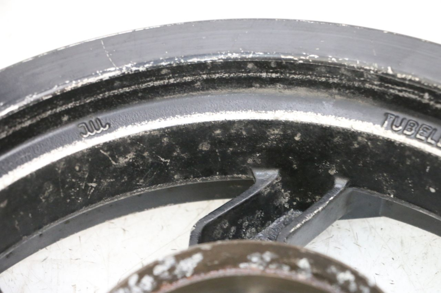 photo de JANTE ARRIERE SYM ORBIT III 3 4T 50 (2018 - 2021) - Autre angle de vue