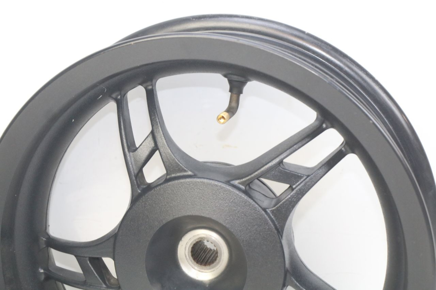 photo de JANTE ARRIERE KSR PANDORA 4T 50 (2018 - 2023) - Gros plan technique