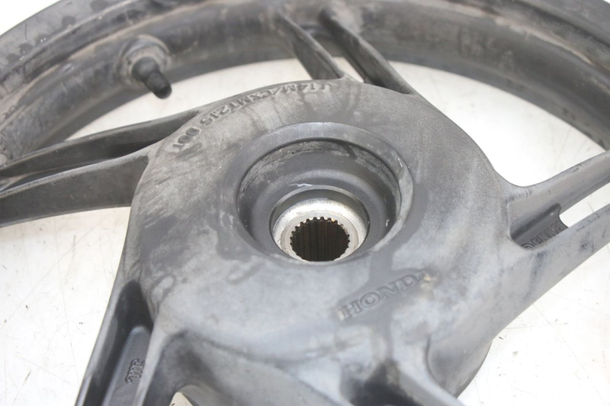 photo de JANTE ARRIERE HONDA PCX (JF28) 125 (2009 - 2011) - Photo complémentaire