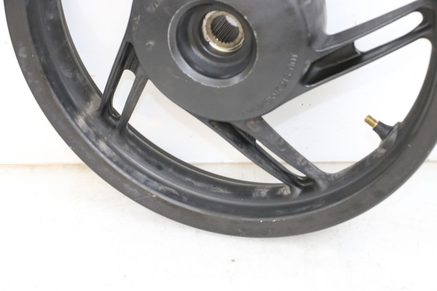 photo de JANTE ARRIERE HONDA PCX (JF28) 125 (2009 - 2011) - Gros plan technique