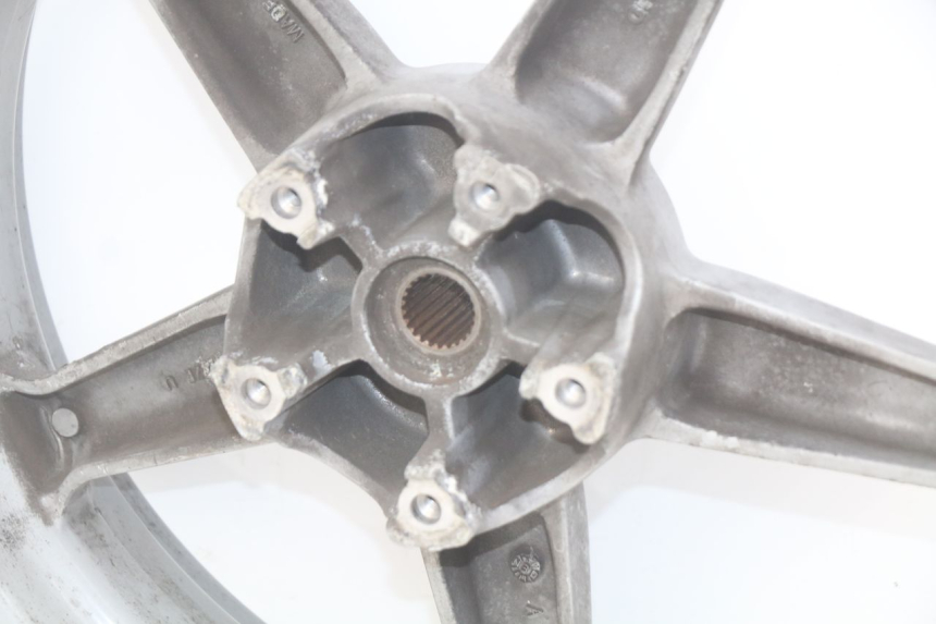 photo de JANTE ARRIERE KYMCO PEOPLE 250 (2004 - 2008) - Détails caractéristiques