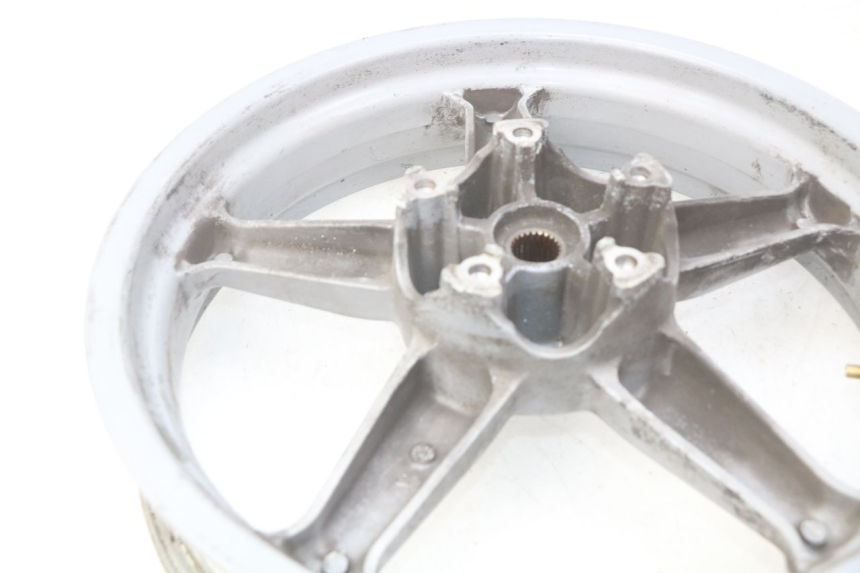 photo de JANTE ARRIERE KYMCO PEOPLE 250 (2004 - 2008) - Zoom état d’usage