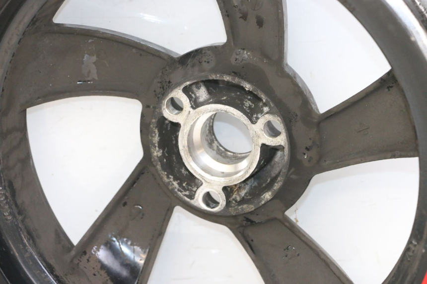 photo de JANTE ARRIERE PEUGEOT CITYSTAR 2T 50 (2018 - 2021) - Gros plan technique