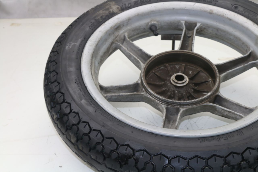 photo de JANTE ARRIERE PIAGGIO LIBERTY 2T 50 (2009 - 2013) - Gros plan technique