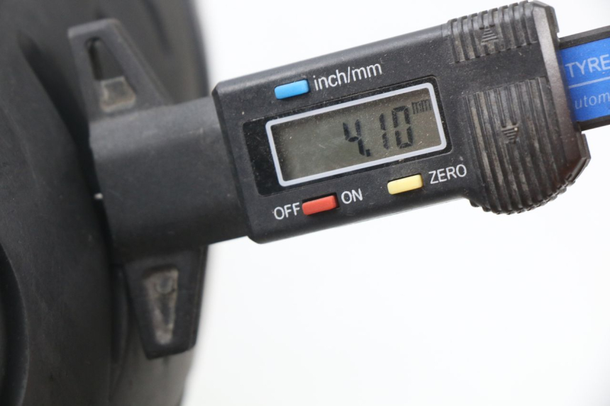 photo de JANTE ARRIERE BMW R GS 1200 (2005 - 2007) - Gros plan technique