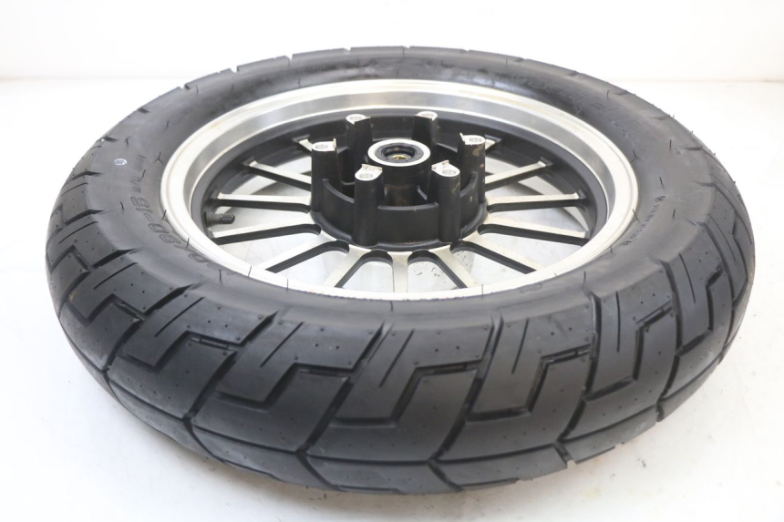 photo de JANTE ARRIERE REGAL RAPTOR RAXTER 2 125 (2007 - 2015) - Points de fixation