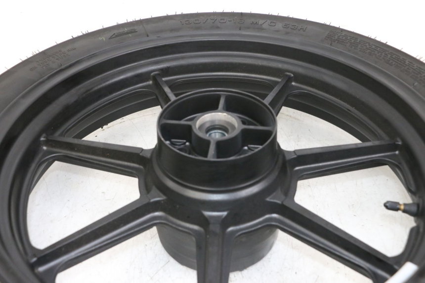 photo de JANTE ARRIERE ROYAL ENFIELD CONTINENTAL GT 650 (2019 - 2024) - Autre angle de vue