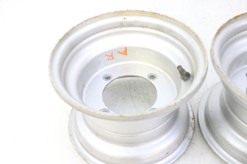 photo de JANTE ARRIERE HYTRACK S 150 (2003 - 2011) - Autre angle de vue