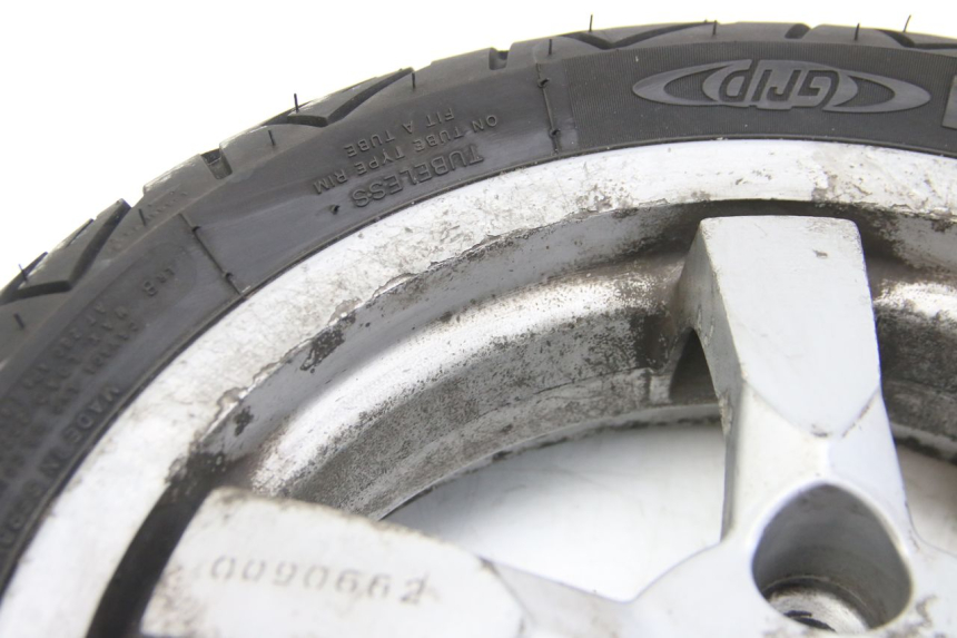 photo de JANTE ARRIERE PEUGEOT SATELIS COMPRESSOR K15 125 (2006 - 2009) - État de surface