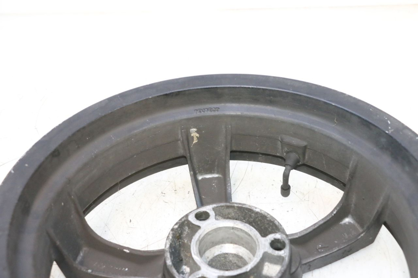photo de JANTE ARRIERE PEUGEOT SATELIS COMPRESSOR K15 125 (2006 - 2009) - Autre angle de vue