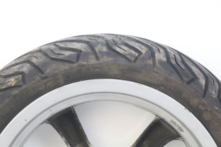 photo de JANTE ARRIERE PEUGEOT SATELIS 125 (2010 - 2012) - Points de fixation