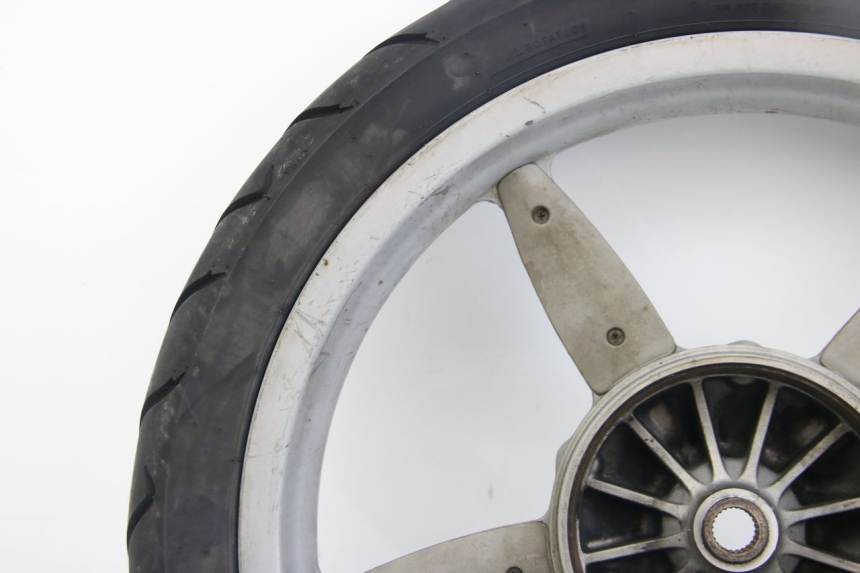 photo de JANTE ARRIERE APRILIA SCARABEO 4T 50 (2009 - 2017) - Détails caractéristiques