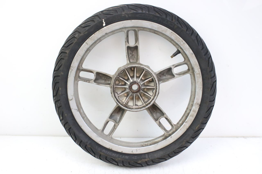 photo de JANTE ARRIERE APRILIA SCARABEO 100 (2003 - 2012) - Détail de la pièce