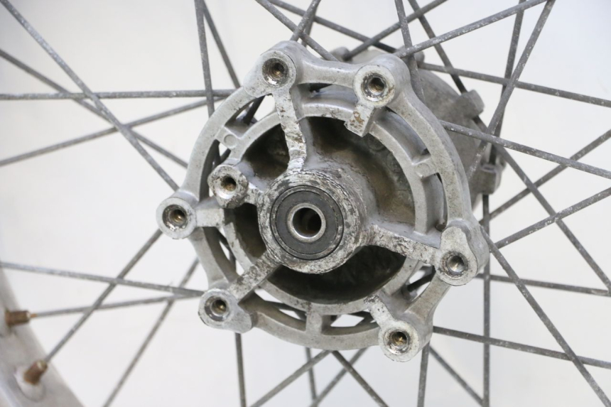photo de JANTE ARRIERE DERBI SENDA 50 (2003 - 2005) - Zoom état d’usage