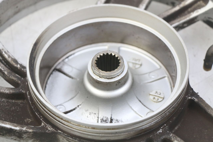 photo de JANTE ARRIERE KYMCO SENTO 100 (2008 - 2013) - Vue rapprochée