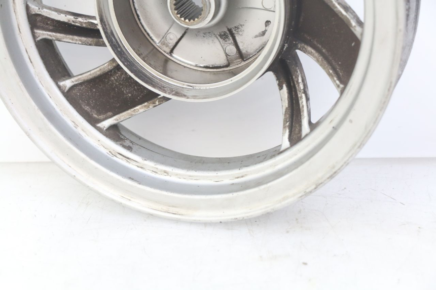 photo de JANTE ARRIERE KYMCO SENTO 100 (2008 - 2013) - Zoom état d’usage