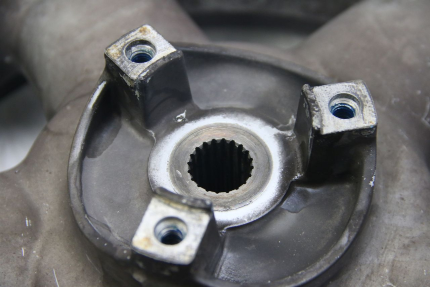 photo de JANTE ARRIERE MBK SKYLINER 125 (1998 - 2001) - Autre angle de vue