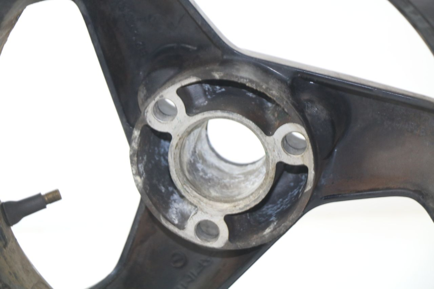 photo de JANTE ARRIERE PEUGEOT SPEEDFIGHT 2 LC 50 (2000 - 2009) - État de surface