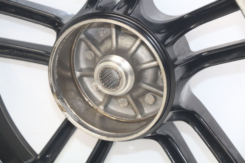 photo de JANTE ARRIERE PEUGEOT SPEEDFIGHT 3 AIR 50 (2009 - 2015) - Gros plan technique