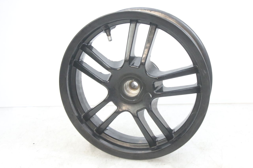 photo de JANTE ARRIERE PEUGEOT SPEEDFIGHT 4 4T 50 (2015 - 2020) - Gros plan technique