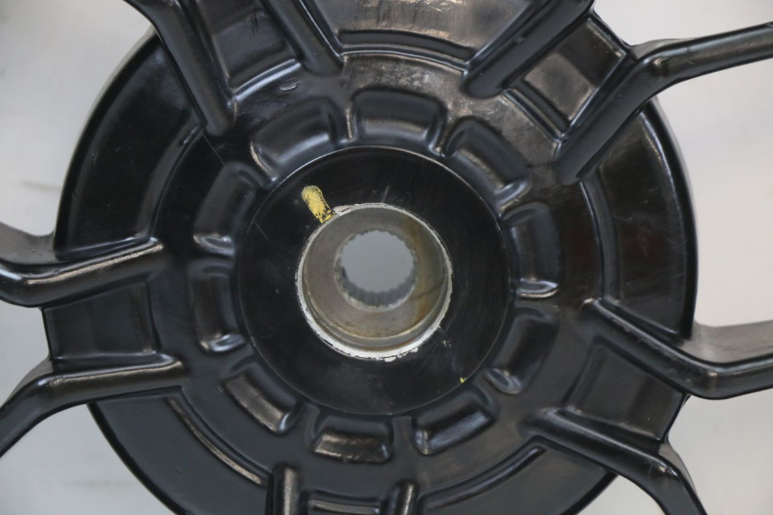 photo de JANTE ARRIERE APRILIA SR 2T 50 (2018 - 2022) - Autre angle de vue