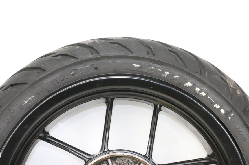 photo de JANTE ARRIERE APRILIA SR MOTARD 50 (2012 - 2018) - Vue rapprochée