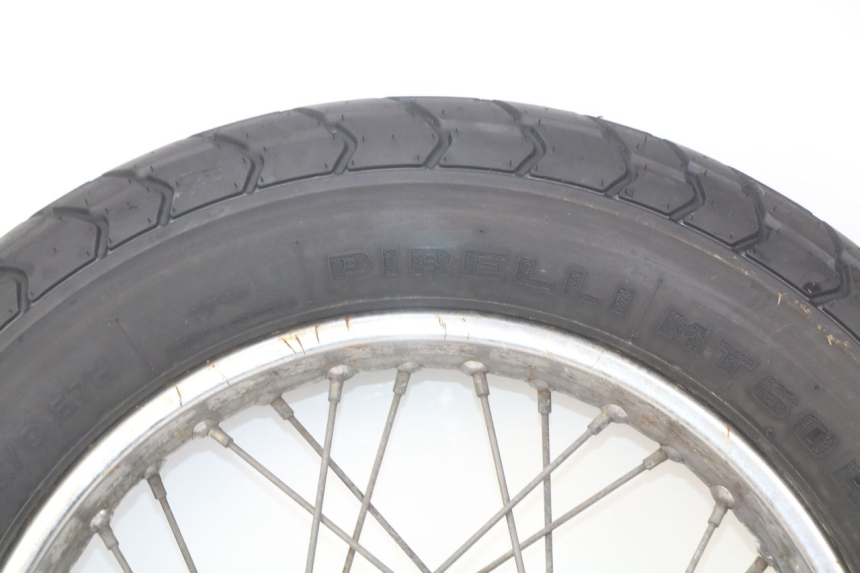 photo de JANTE ARRIERE YAMAHA SR 125 (1982 - 2003) - Vue rapprochée