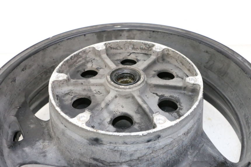 photo de JANTE ARRIERE HONDA ST PAN EUROPEAN 1300 (2002 - 2013) - Détails caractéristiques