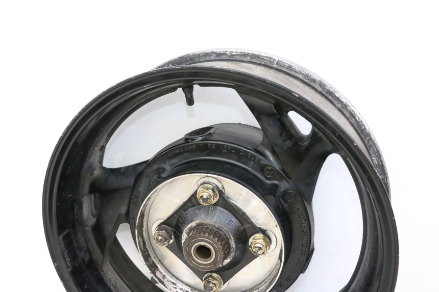 photo de JANTE ARRIERE HONDA ST PAN EUROPEAN 1300 (2002 - 2013) - Gros plan technique