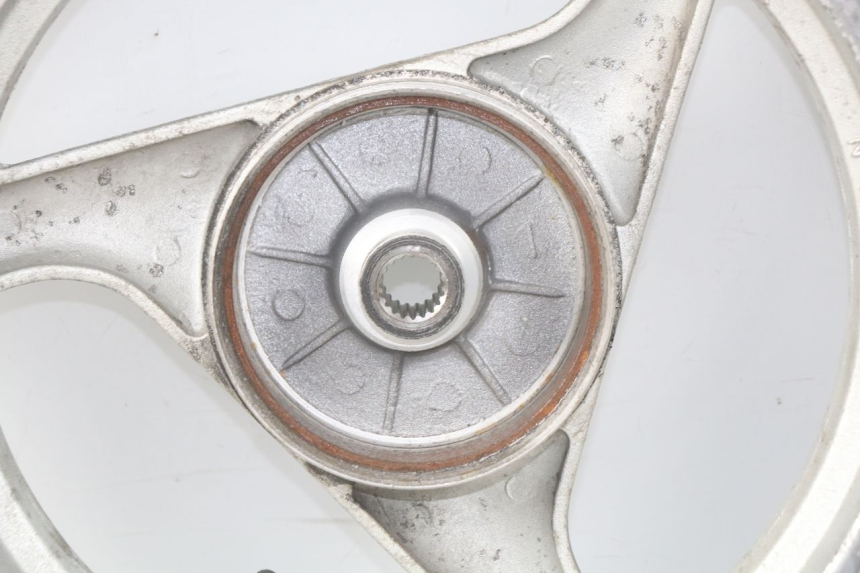 photo de JANTE ARRIERE FYM STRADA 50 (2007 - 2014) - État de surface