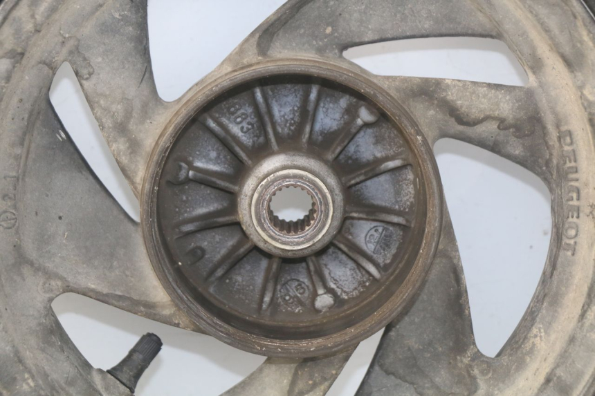 photo de JANTE ARRIERE PEUGEOT SV 80 (1993 - 1997) - État de surface