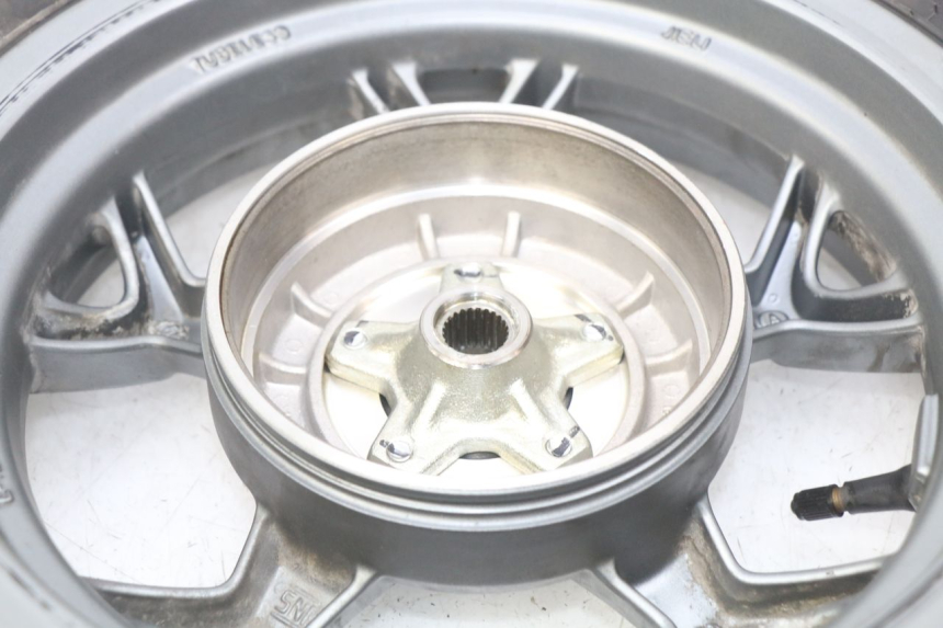 photo de JANTE ARRIERE APRILIA SXR 50 (2021 - 2023) - Vue d’ensemble