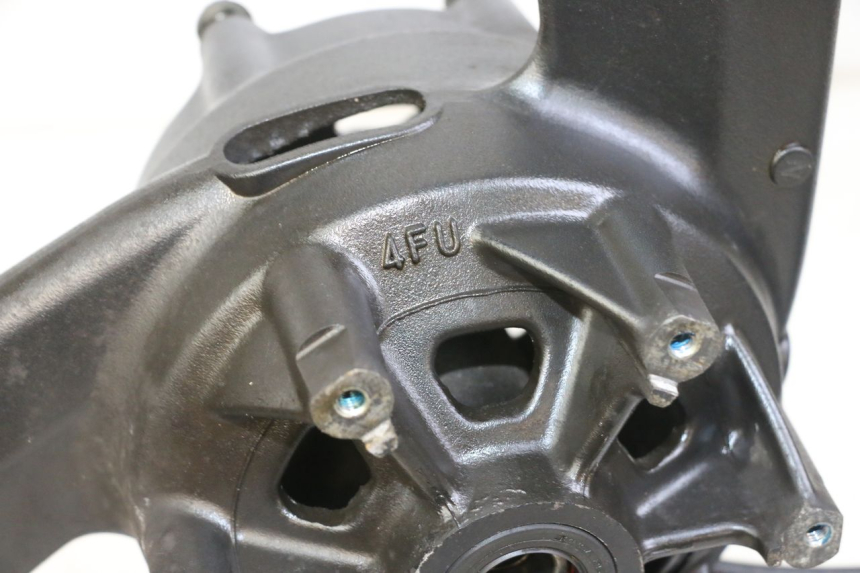 photo de JANTE ARRIERE YAMAHA TDR DELTABOX 125 (1997 - 2003) - Détail de la pièce