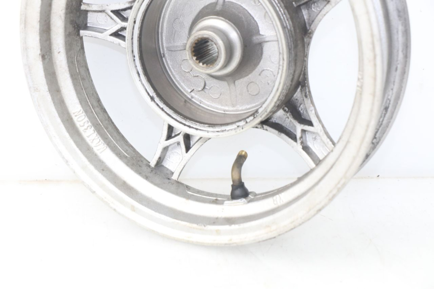 photo de JANTE ARRIERE BAOTIAN TRAVEL SPIRIT 50 (2010 - 2012) - Détail de la pièce