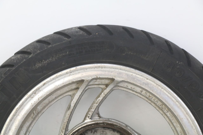 photo de JANTE ARRIERE PEUGEOT V-CLIC VCLIC 50 (2007 - 2013) - Gros plan technique