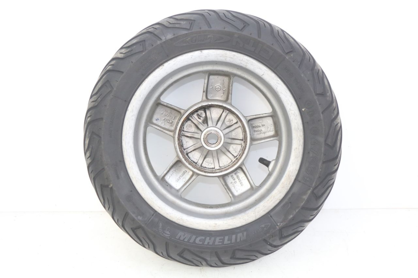 photo de JANTE ARRIERE PIAGGIO VESPA LXV 125 (2006 - 2009) - Détails caractéristiques