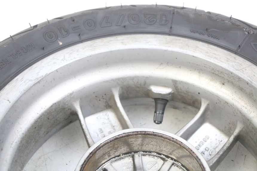 photo de JANTE ARRIERE PIAGGIO VESPA LXV 125 (2006 - 2009) - Autre angle de vue