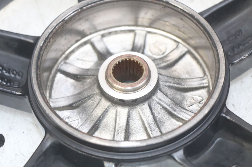 photo de JANTE ARRIERE PIAGGIO VESPA S 2T 50 (2007 - 2014) - État de surface