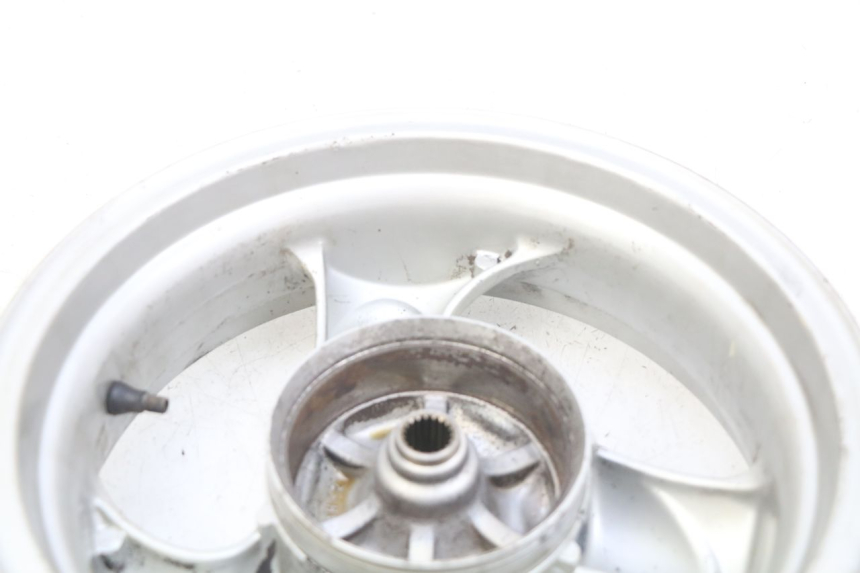 photo de JANTE ARRIERE KYMCO VITALITY 2T 50 (2004 - 2010) - Marquages et références