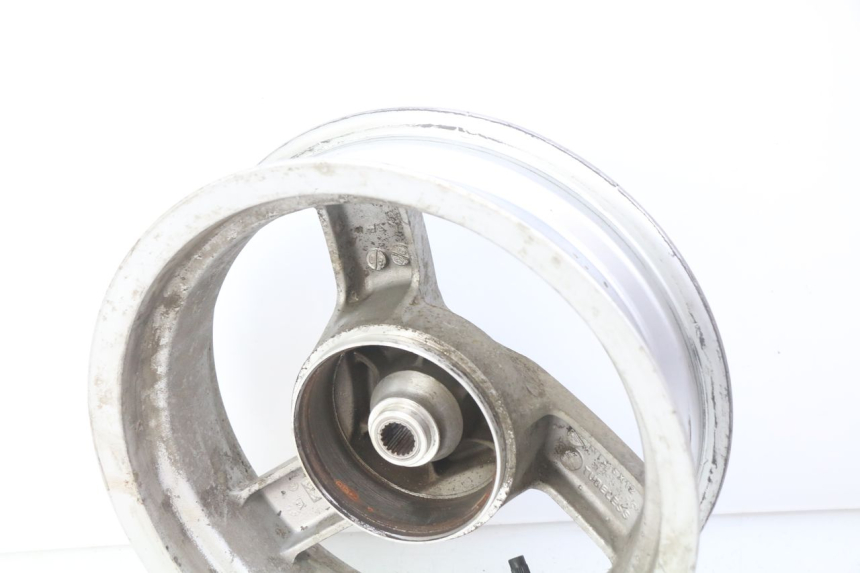 photo de JANTE ARRIERE PEUGEOT VIVACITY NEW 2T 50 (2008 - 2017) - Détail de la pièce