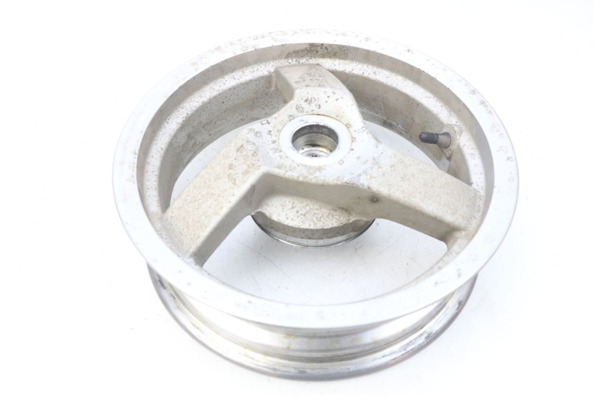 photo de JANTE ARRIERE PEUGEOT VIVACITY NEW 4T 50 (2008 - 2017) - Vue rapprochée