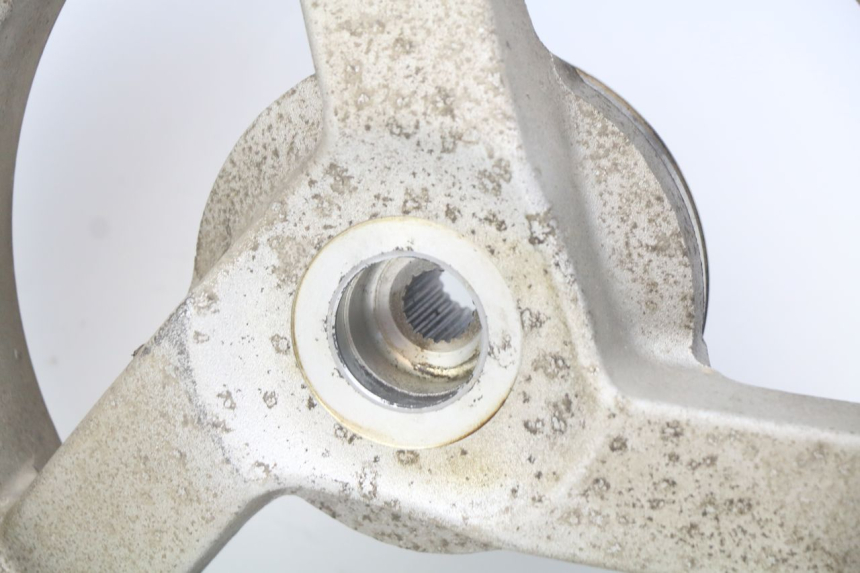 photo de JANTE ARRIERE PEUGEOT VIVACITY NEW 4T 50 (2008 - 2017) - État de surface