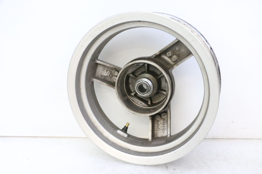 photo de JANTE ARRIERE PEUGEOT VIVACITY NEW 4T 50 (2008 - 2017) - Détail de la pièce