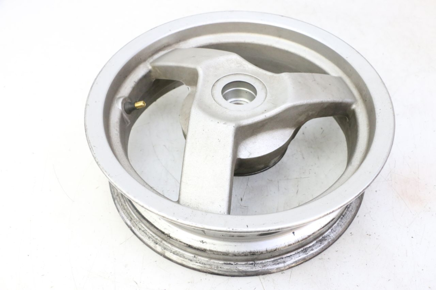 photo de JANTE ARRIERE PEUGEOT VIVACITY NEW 4T 50 (2008 - 2017) - Inspection visuelle