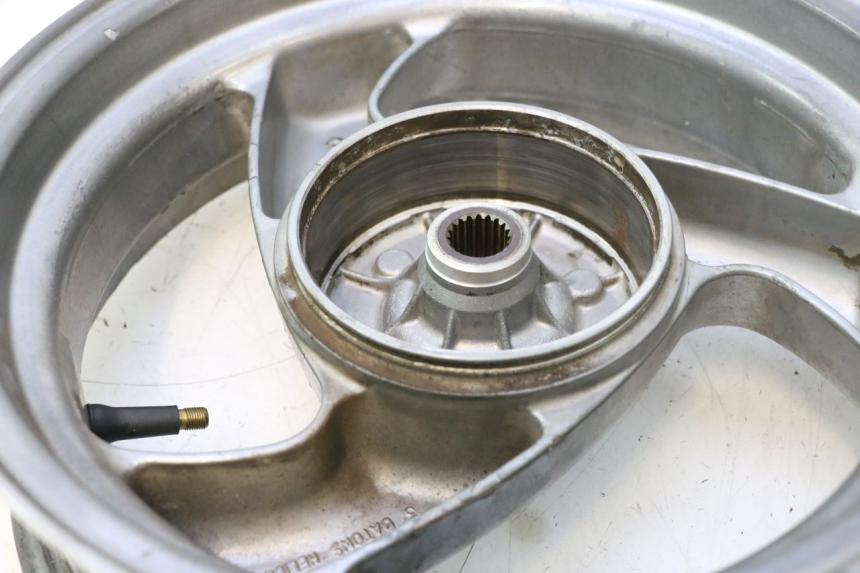 photo de JANTE ARRIERE PEUGEOT VIVACITY 50 (2004 - 2009) - Inspection visuelle