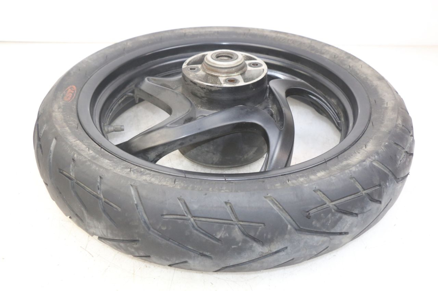 photo de JANTE ARRIERE SYM WOLF SB 125 (2011 - 2018) - Points de fixation