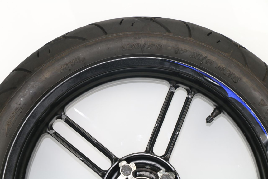 photo de JANTE ARRIERE MBK X-POWER 50 (2003 - 2017) - Gros plan technique