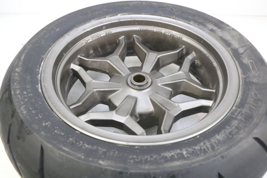 photo de JANTE ARRIERE KYMCO X-TOWN XTOWN 125 (2016 - 2021) - Autre angle de vue